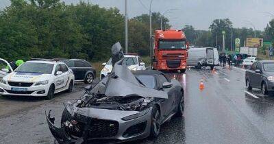 В Киеве в масштабном ДТП разбили эксклюзивный спорткар Jaguar за $175 тысяч (видео) - focus.ua - Украина - Киев
