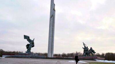Латвия снесет памятник советской эпохи через неделю после Эстонии - unn.com.ua - Украина - Киев - Германия - Эстония - Рига - Латвия - Таллин - Таллинн
