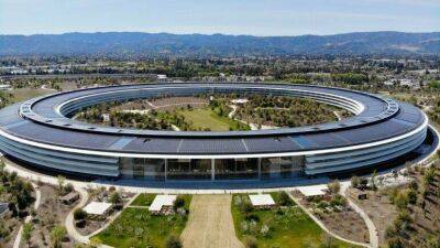 Тим Кук - Сотрудники Apple выступили против планов компании вернуть их к работе в офисе - koronavirus.center - США - Украина