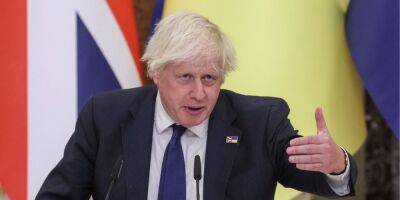 Владимир Зеленский - Владимир Путин - Борис Джонсон - Время нанести удар России, когда она зашаталась — Джонсон - nv.ua - Россия - Украина - Киев - Англия - Великобритания