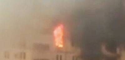 Маріуполь в диму та пожежах: в окупованому місті горять житлові будинки, вогонь ніхто не ліквідує - thepage.ua - Украина - місто Маріуполь