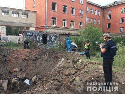 Полиция зафиксировала последствия ночных обстрелов центра Харькова (фото) - objectiv.tv - Украина - Харьковская обл. - Харьков - район Основянский, Харьков