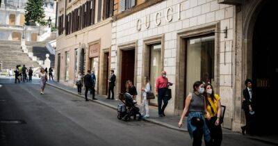 Магазины Gucci начали принимать криптовалюту в качестве оплаты за товар - focus.ua - США - Украина