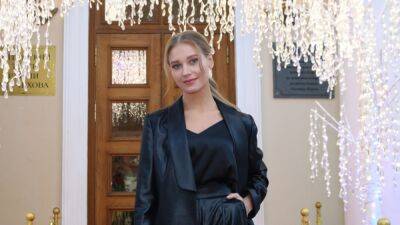 Алексей Навальный - Кристина Асмус - На актрису Кристину Асмус завели дело о дискредитации армии - svoboda.org - Москва - Россия - Украина