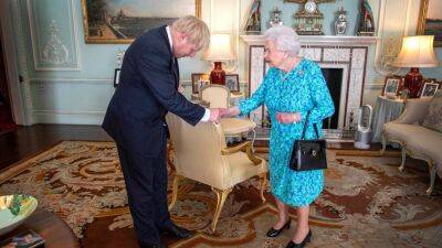 Борис Джонсон - принц Чарльз - Елизавета Королева - Королева впервые нарушит процедуру назначения нового премьер-министра - rbnews.uk - Шотландия