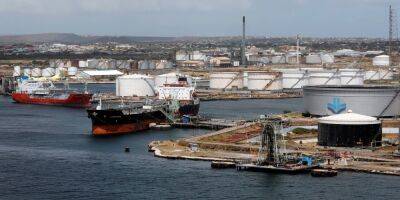 Россия использует Египет для обхода нефтяного эмбарго — Bloomberg - nv.ua - Россия - США - Украина - Англия - Египет - Канада
