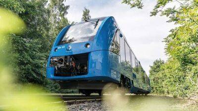 У Німеччині запускають перші у світі пасажирські потяги на водні - lenta.ua - Украина - Німеччина - Франція