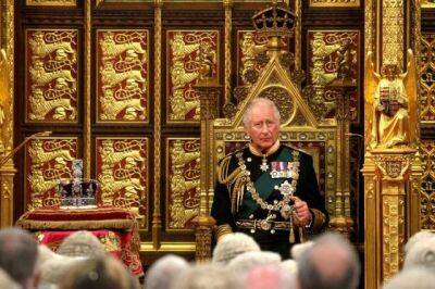 принц Уильям - Елизавета II - принц Чарльз - Карл III (Iii) - королева-консорт Камилла - Карл III официально провозглашен королем Великобритании - dialog.tj - Англия