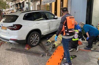 Джип BMW въехал в ювелирную лавку на Кикар а-Медина: погибла молодая девушка - nashe.orbita.co.il - Тель-Авив - Скончался