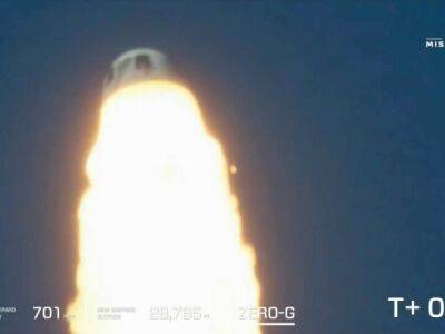 Джефф Безосу - Илон Маск - Sky News - Ричард Брэнсон - Ракета Blue Origin Безоса приземлилась после неудачного запуска - unn.com.ua - Украина - Киев