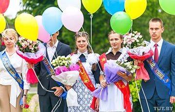 Наталья Кочанова - Белорусских выпускников проверят на лояльность? - charter97.org - Белоруссия