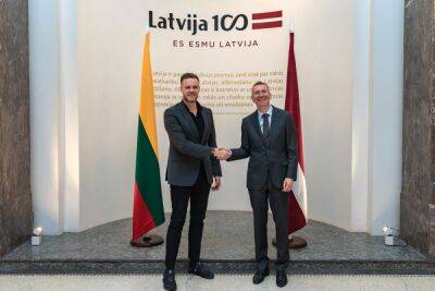 Габриэлюс Ландсбергис - Г.Ландсбергис обсудил с латвийским коллегой безопасность региона, вручил Балтийскую награду - obzor.lt - Россия - Украина - Литва - Рига - Латвия