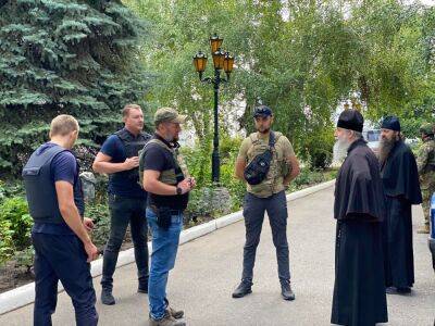 патриарх Кирилл - Из Святогорской лавры эвакуировали 17 человек, но там еще остаются гражданские – военная администрация - gordonua.com - Россия - Украина - Святогорск