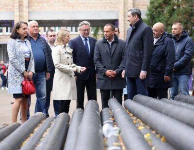 Київ отримав від уряду США 11 кілометрів труб для відновлення тепломереж - bin.ua - США - Украина - Вашингтон - місто Київ