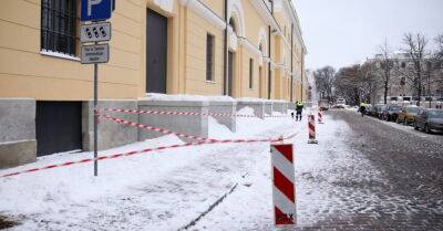Рижская дума поддержала централизованную зимнюю уборку тротуаров - rus.delfi.lv - Рига - Латвия