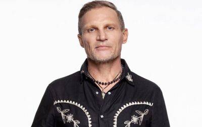 Олег Скрипка - Алин Доротюк - Скрипка признался, на что живет во время войны - korrespondent.net - Россия - Украина - Киев - Крым