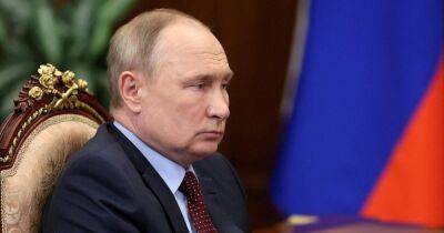 Владимир Зеленский - Владимир Путин - Стратегический просчет: Путин запретил своим генералам отводить войска из Херсона, — СМИ - focus.ua - Москва - Россия - Украина - New York - Херсон - Херсонская обл. - Херсонская Область