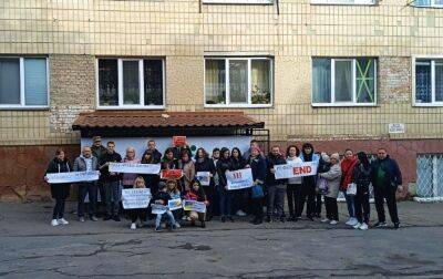 Мешканці Сєвєродонецька, Рубіжного, Кремінної вийшли на акцію протесту проти "референдуму" - vchaspik.ua - Украина - Україна - Росія - місто Сєвєродонецьк