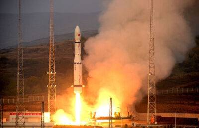 Китай запустил в космос три новых спутника - unn.com.ua - Китай - Украина - Киев - КНДР