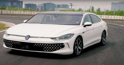 Volkswagen презентовал самый широкий в мире автомобиль (видео) - focus.ua - Китай - Украина