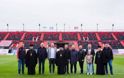 Верес освятил отремонтированный стадион перед матчем с Рухом - korrespondent.net - Украина