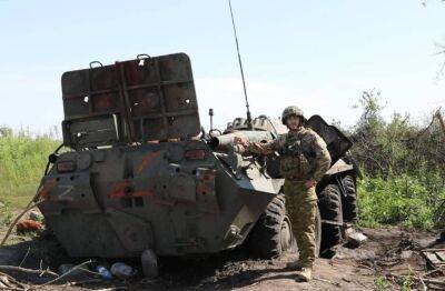 За добу армія РФ втратила ще 300 військових та 19 танків: Генштаб оновив дані про втрати противника - vchaspik.ua - Украина - Росія