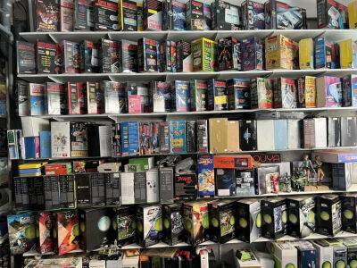 На eBay продается коллекция из тысяч эксклюзивных игровых консолей — почти за €1 млн - itc.ua - Украина - Франция - Япония
