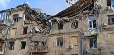 Росіяни знову вгатили по центру Харкова: поцілили у житлову багатоповерхівку - thepage.ua - Украина - місто Харків