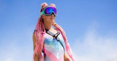 Пэрис Хилтон - Пэрис Хилтон показала модные образы для фестиваля Burning Man - focus.ua - Украина - шт. Невада