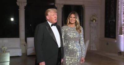 Дональд Трамп - Мелания Трамп - Мелания Трамп в роскошном платье впервые за долгое время появилась на публике (видео) - focus.ua - США - Украина - шт.Флорида