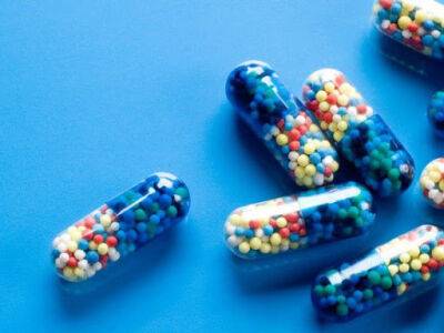 Стелла Кириакидес - ЕС разрабатывает план запасания дефицитных лекарств - FT - unn.com.ua - Китай - Украина - Киев - Англия - Ес