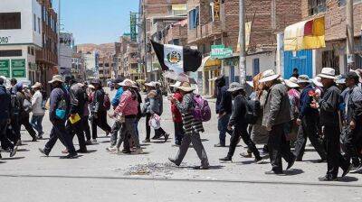 Педро Кастильо - В Перу из-за протестов объявлено чрезвычайное положение - obzor.lt - Лима - Перу - Протесты