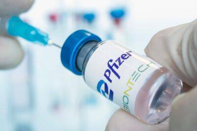 FDA предупреждает о возможной опасности вакцины Pfizer для пожилых людей - news.israelinfo.co.il - США