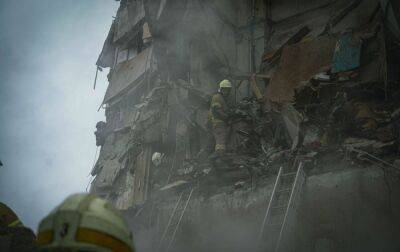 Рятувальники показали, як зараз виглядає будинок у Дніпрі після ракетного удару - rbc.ua - Україна