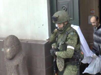 Джеймс Рэтклифф - Воровство РФ в украинских музеях на оккупированной территории является величайшим ограблением со времен Второй мировой войны – СМИ - gordonua.com - Россия - Украина - New York - Херсон - Мариуполь - Мелитополь