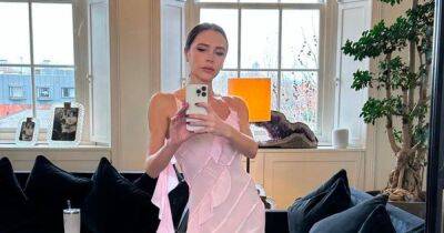 Виктория Бекхэм - Виктория Бекхэм показала нежное платье из своей новой коллекции - focus.ua - Украина