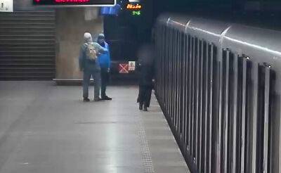 Ян Данек - Полиция Праги разыскивает гомофоба, напавшего на пассажиров метро: видео - vinegret.cz - Чехия - Прага