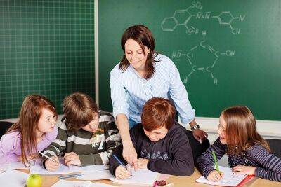 Учителям начальных классов в Гессене повысят зарплату - rusverlag.de - Германия - земля Гессен