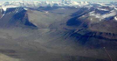 Ученые рассказали, какая пустыня является самой большой в мире: на самом деле их две - focus.ua - Украина - Франция - Антарктида