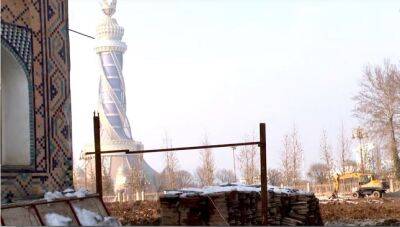Не соответствовала Генплану: в Душанбе снесена часть соборной мечети - dialog.tj - Душанбе - Таджикистан