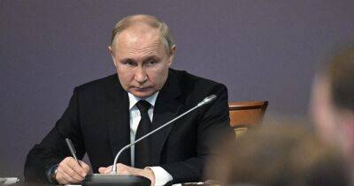 Владимир Путин - Путин: ЕАЭС может стать одним из полюсов многополярного мира - dialog.tj - Россия - Таджикистан