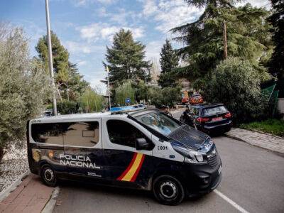 Полиция Испании задержала подозреваемого в отправке конвертов со взрывчаткой в посольства Украины и США - unn.com.ua - США - Украина - Киев - Испания - Мадрид - Посольство