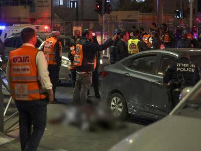Теракт в Иерусалиме: полиция сообщает о нескольких боевиках и 10 раненых - unn.com.ua - Украина - Киев - Израиль - Иерусалим - Восточный Иерусалим