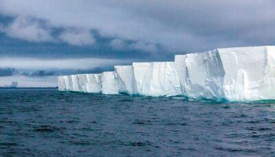 Огромный айсберг размером с Лондон откололся в Антарктиде - fokus-vnimaniya.com - Лондон - Антарктида - Новости