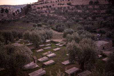 Позор Израиля: погром на иерусалимском кладбище, где похоронен Оскар Шиндлер - news.israelinfo.co.il - Израиль - Германия - Иерусалим - Иерусалим