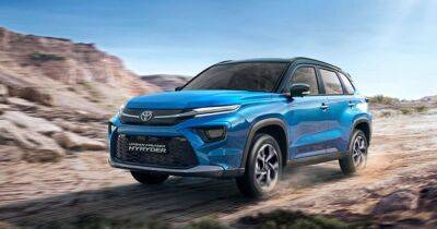 Новый кроссовер Toyota раскупают как горячие пирожки: очередь за авто достигает трех лет - focus.ua - Украина - Индия