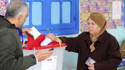 Граждане Туниса проигнорировали выборы - ru.euronews.com - Тунис - Тунисская Респ.