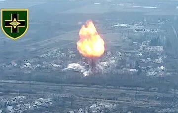 Видеофакт: Грандиозный взрыв уничтожил командный пункт армии РФ - charter97.org - Россия - Белоруссия