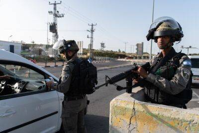Попытка автомобильного теракта в Самарии: ранены двое солдат - news.israelinfo.co.il - Иерусалим - Восточный Иерусалим