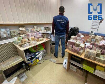 БЭБ разоблачило конвертационный центр криптовалют и изъяло 152 млн грн наличных — подозреваемым грозит штраф до 20,13 млн грн - itc.ua - Украина - Украинские Новости